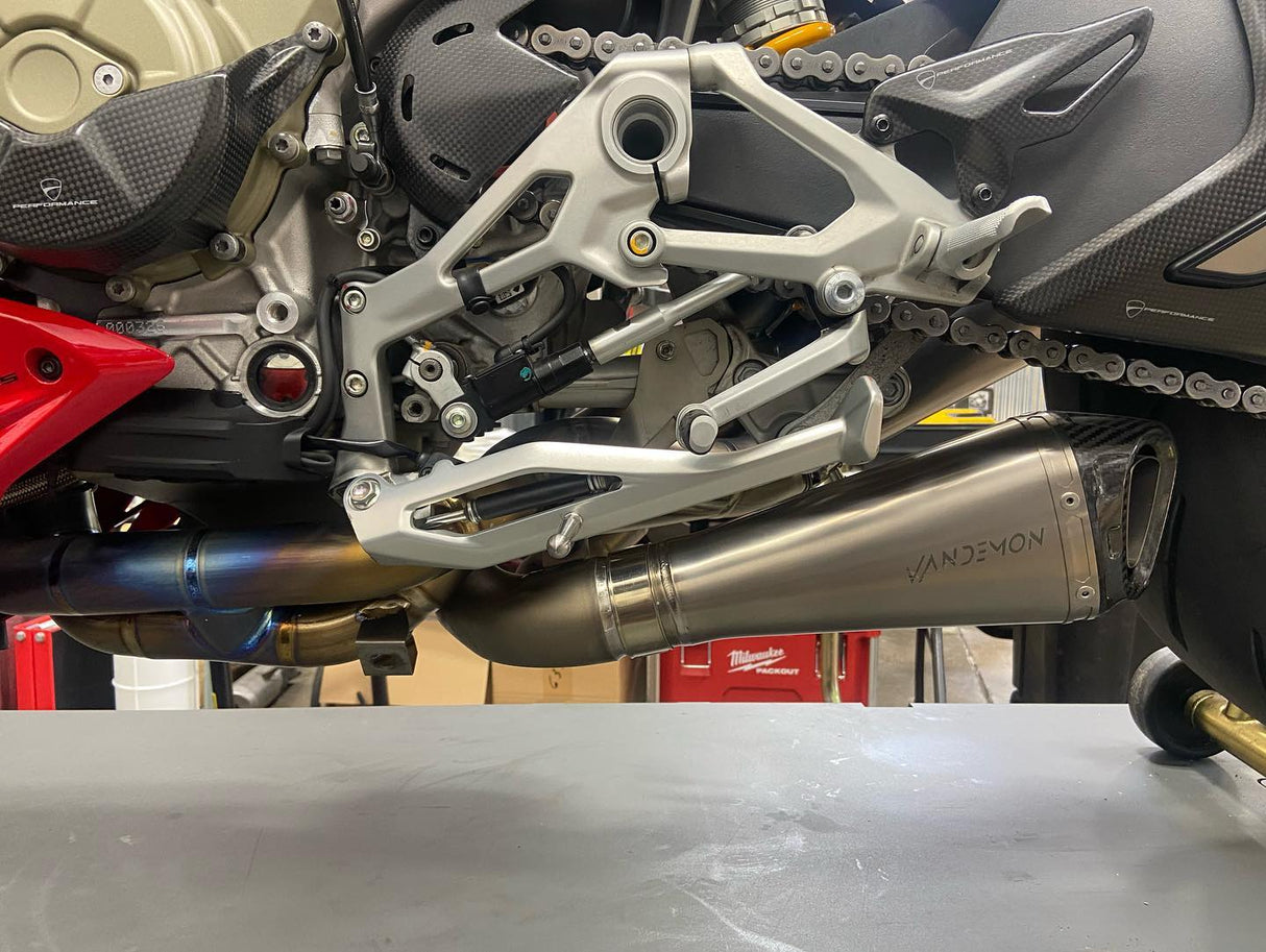 Vandemon Ducati V4 / V4R Panigale & Streetfighter Full Titanium Exhaust system 2023-2024 SKU: DUCV4TIEXHSYSNC VA-44