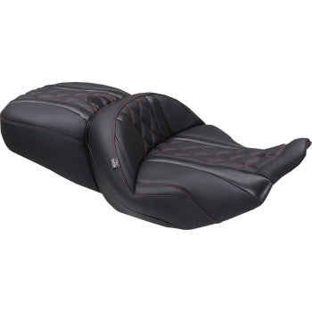 MUSTANG Deluxe One-Piece, 2-Up Seat - Diamond - Dark Cherry Stitch - FLT/FLH '23-'25 89411DC