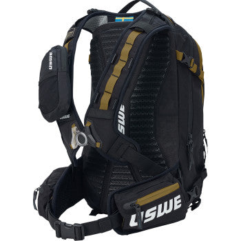 USWE Core Off-Road Daypack - 25L - Black/Bronze 225082050