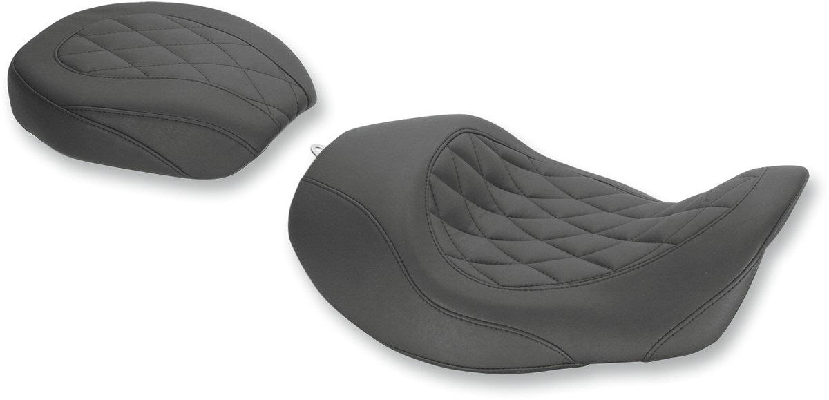 MUSTANG Wide Tripper Forward Solo Seat - Diamond 76710