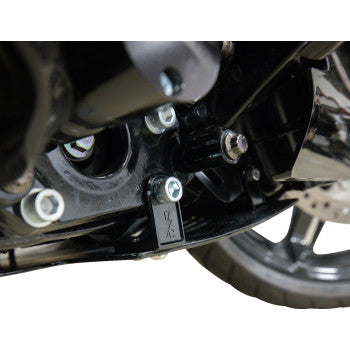 THRASHIN SUPPLY CO. Skid Plate - Carbon Fiber/Forged - With Black Brackets - FLHX/FLTRX TSC-3035-1