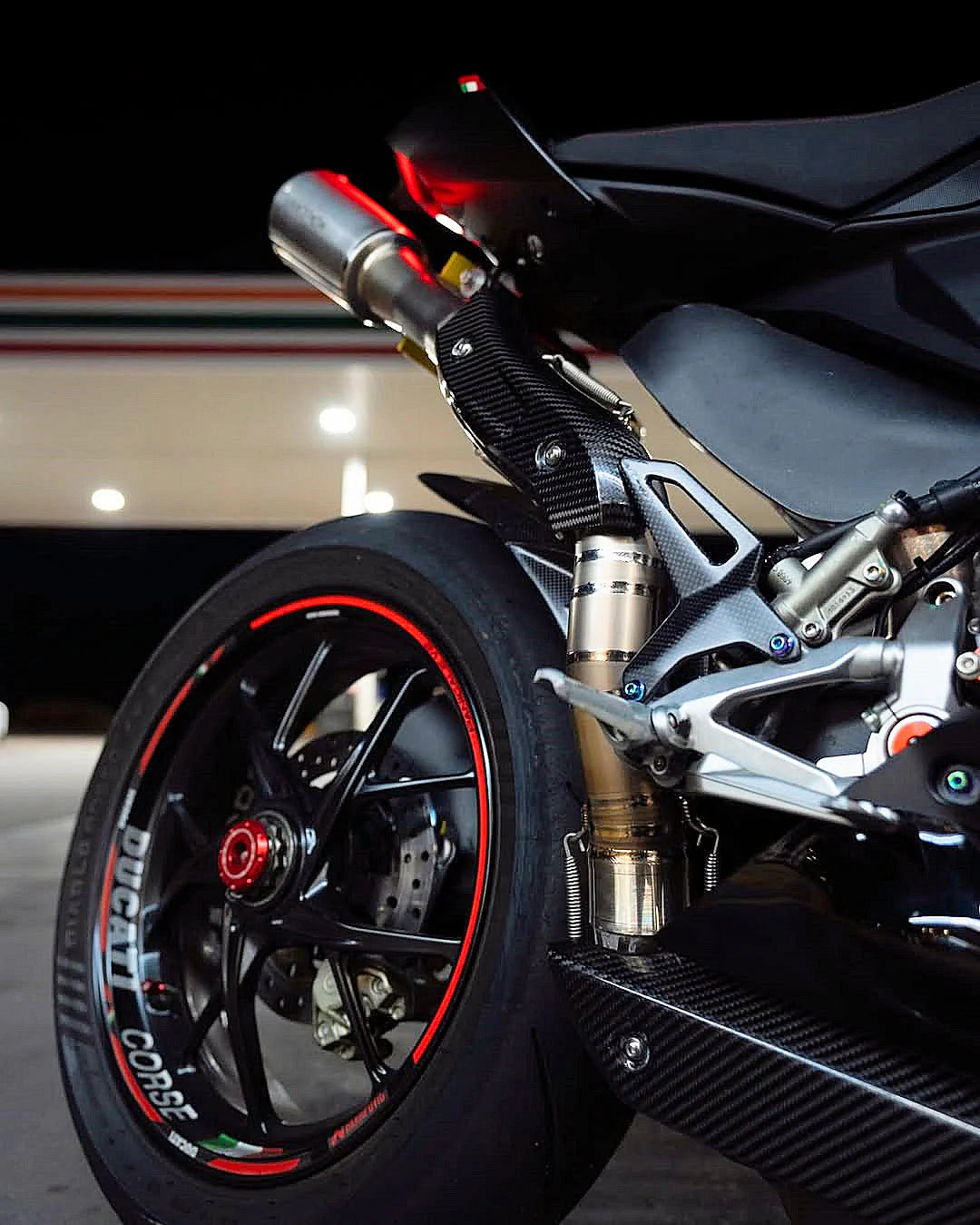 Vandemon Ducati Panigale/ Streetfighter V2 High Mount Titanium Slip-On Mufflers DUCV2TIMESMUFHMA VA-126