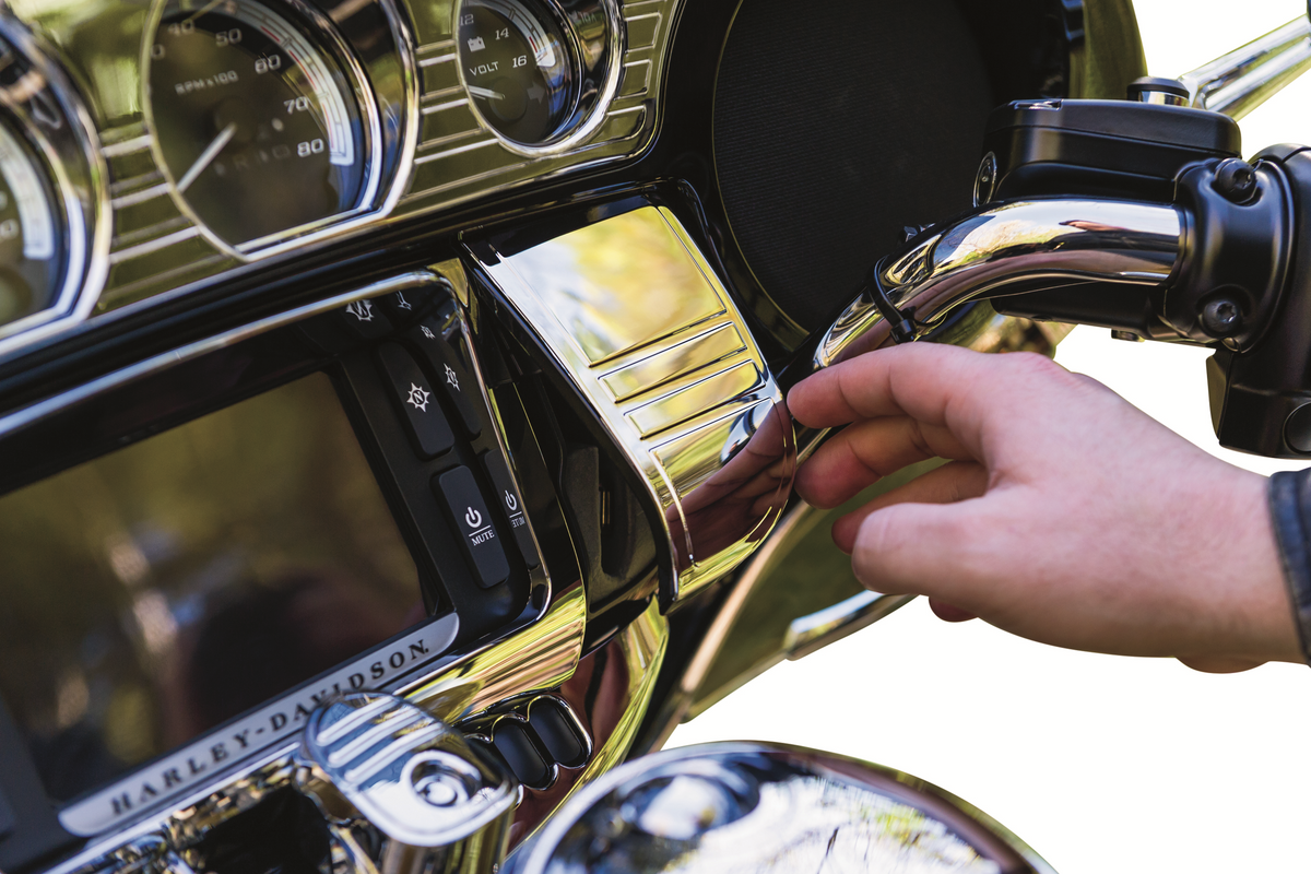 KURYAKYN Tri-Line Stereo Trim - Deluxe Kit - Chrome 7240