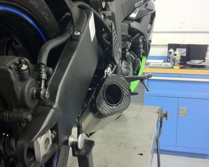 Graves motorsports slip-on exhaust ZX6R 2009-2016 and ZX636 2013-2017 EXK-13ZX6-CETT