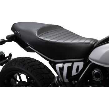 SARGENT World Sport™ Performance 2-Up Seat - Vintage Pleat - Scrambler '23-'25 WS-707-PL