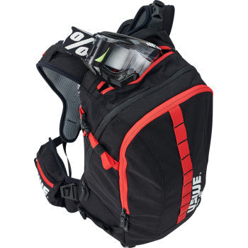 USWE Core Off-Road Daypack - 16L - Black/Red 2163336