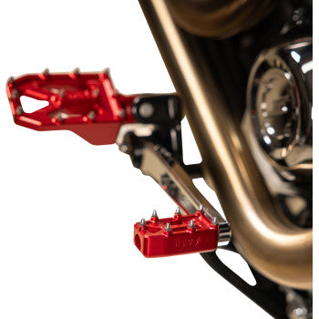 THRASHIN SUPPLY CO. Aggressor Shifter Peg - Red TSC-2101-2