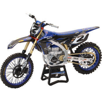 NEW RAY TOYS Yamaha YZ450F Dirt Bike - 1:12 Scale - Cooper Webb #2 58483