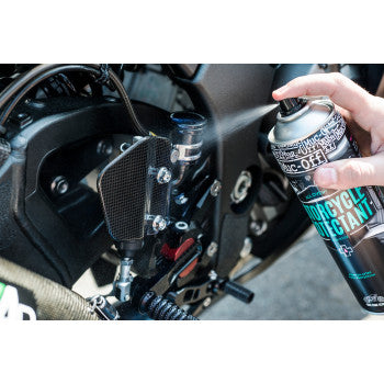 MUC-OFF USA Protectant - 16.9 U.S. fl oz. - Aerosol 608US