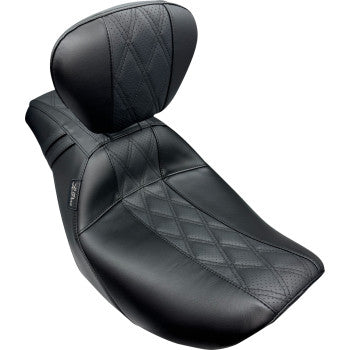 LE PERA Outcast Seat - With Backrest - GT2 Inlay - FLH/FLT '23-'24 LV-987BRGT2