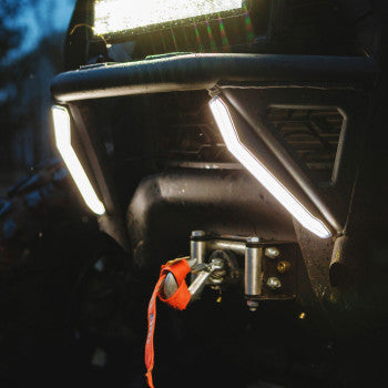 RAVEK Apex Lights™ - Running - White - Commander 65-502S