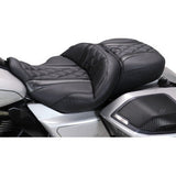 MUSTANG Deluxe One-Piece, 2-Up Seat - Diamond - Black Stitch - FLT/FLH '23-'25 89411