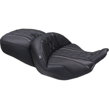 MUSTANG Deluxe One-Piece, 2-Up Seat - Diamond - Sky Blue Stitch - FLT/FLH '23-'25 89411SB