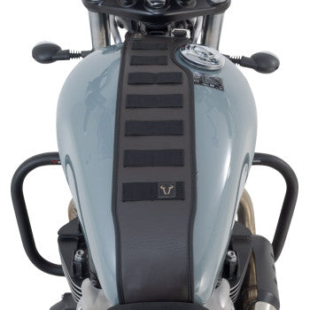 SW-MOTECH Legend Gear Tank Strap System - with LA3 Smartphone Bag - Triumph BC.TRS.11.667.50000