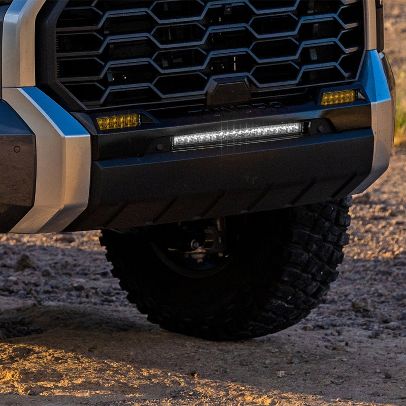 Rigid Industries 2022+ Toyota Tundra 6in SR-Series Selective Yellow Fog Light Kit 37201