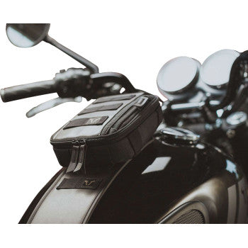 SW-MOTECH Legend Gear Tank Strap System - with LA3 Smartphone Bag - Triumph BC.TRS.11.249.50000