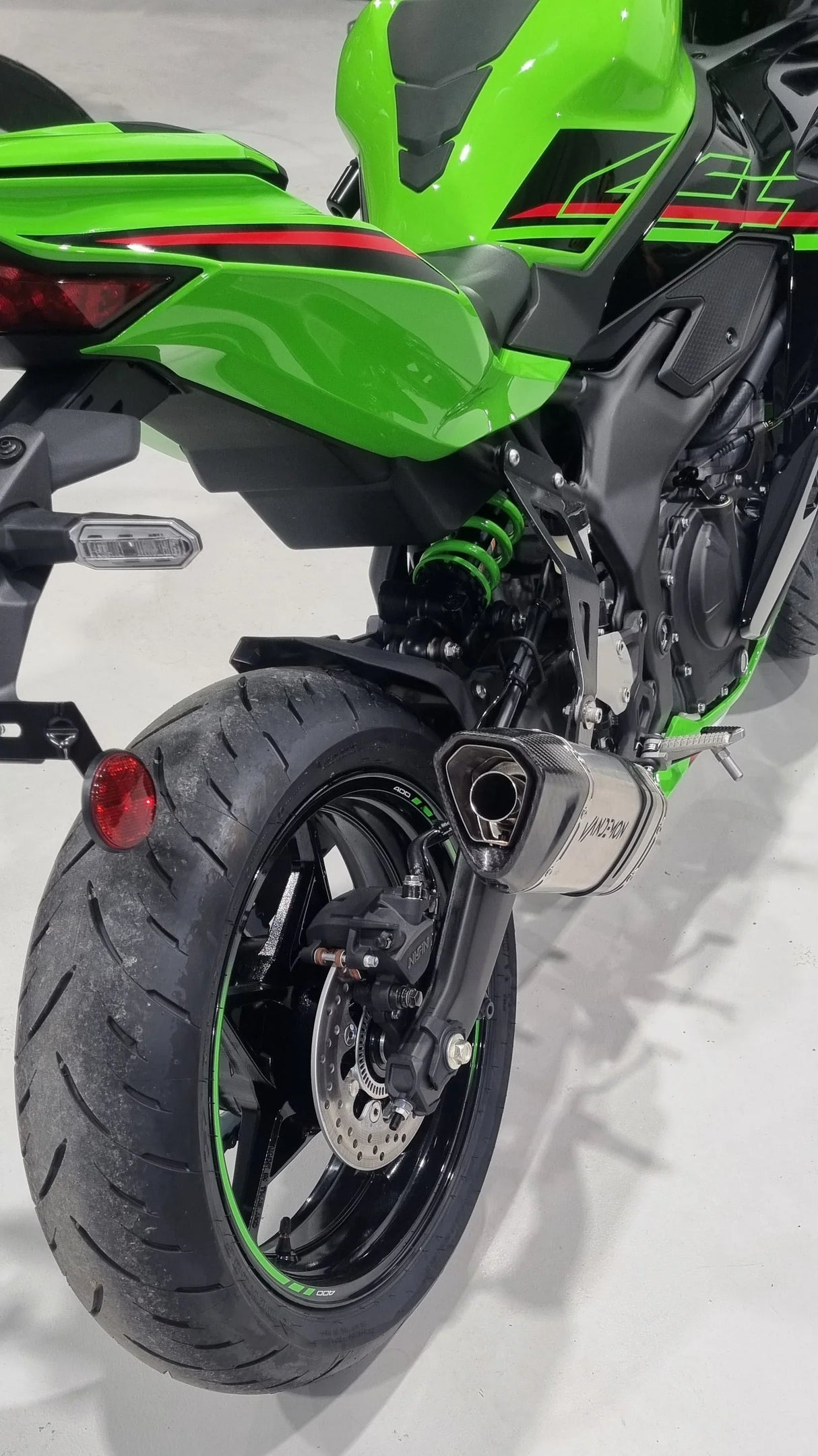 Vandemon Side Mount Titanium Race Exhaust System 2023-2025 ZX4R-ZX4RR KAWAZX25RTIEXHA VA-68