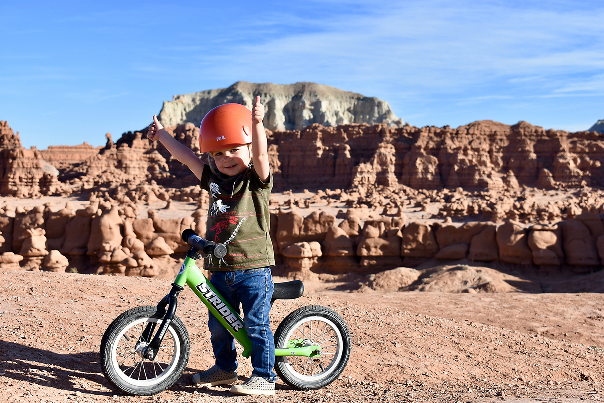 STRIDER 12" Sport Balance Bike - Green ST-S4GN